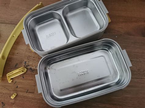 easy fastener to repair metal lunch box|broken lunch box fix.